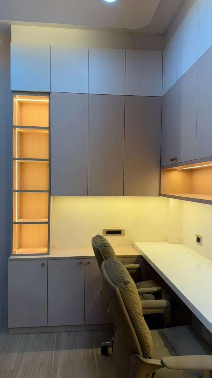 Contemporary commercial office interior in Jaipur